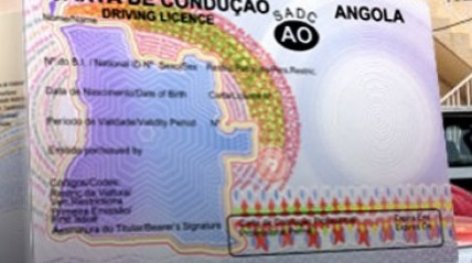 Emissão de cartas de condução em 17 províncias do país - DR