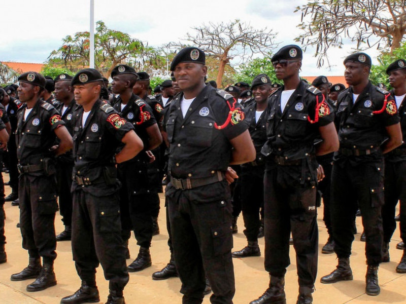 Mais De 100 Mil Polícias Garantem Segurança Pública Na Passagem De Ano Angola 
