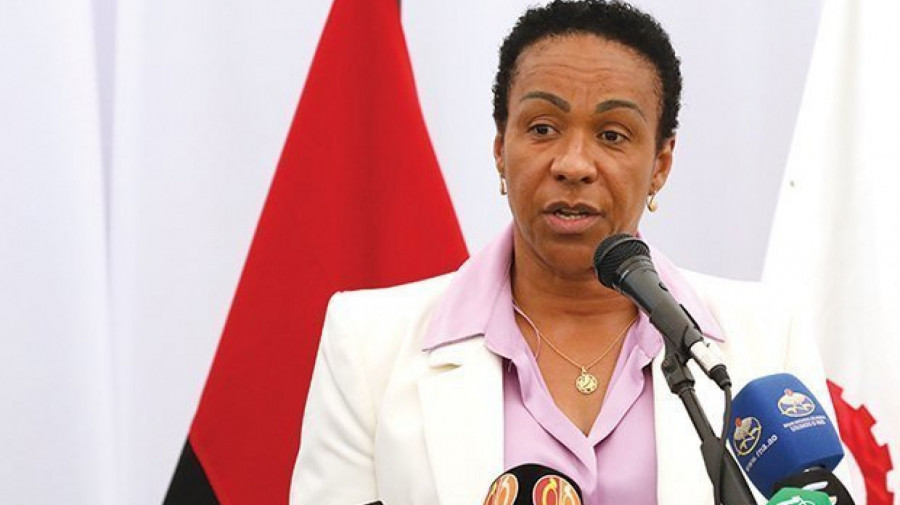 Ministra Real A Import Ncia De Fortalecer As Bases Do Desporto Angola