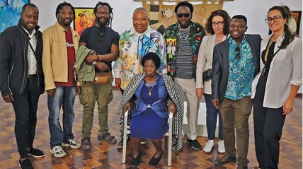 Artistas moçambicanos em Angola  - Edições Novembro