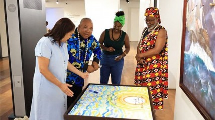 Exposição conjunta em Luanda - Edições Novembro