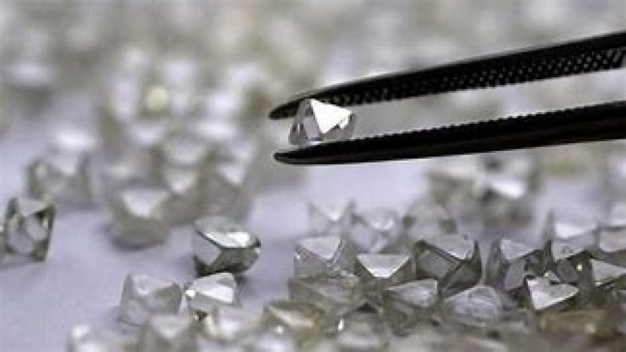 Diamantes lapidados 