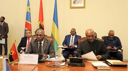 Reunião entre delegações da RDC e do Rwanda - DR