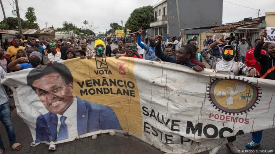 Manifestantes bloqueiam circulação na fronteira com a África do Sul