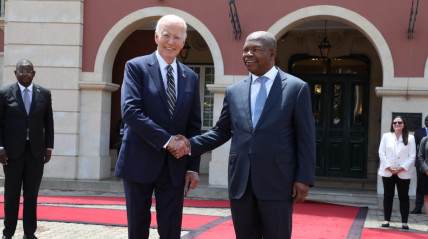 Presidentes Joe Biden e João Lourenço no Palácio da Cidade Alta em Luanda  - Edições Novembro